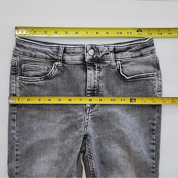⭐️3/ $30⭐️ ONLY Women's Onlblush Mid Skinny Raw Hem Jean Grey Wash Denim Sz M/32 - Picture 16 of 16